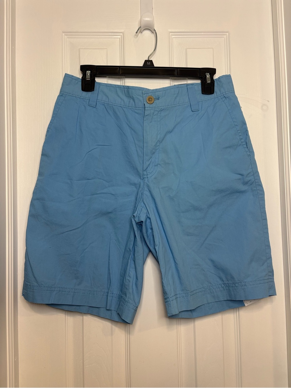 NWT Izod Saltwater blue flat front chino shorts size 30 waist 9.5” inseam